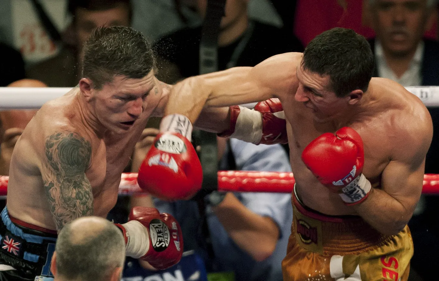 Ricky Hatton kaotas Vjatšeslav Sentšenkole.