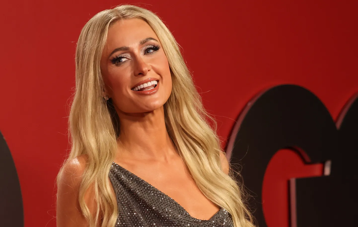 Seltskonnatäht Paris Hilton
