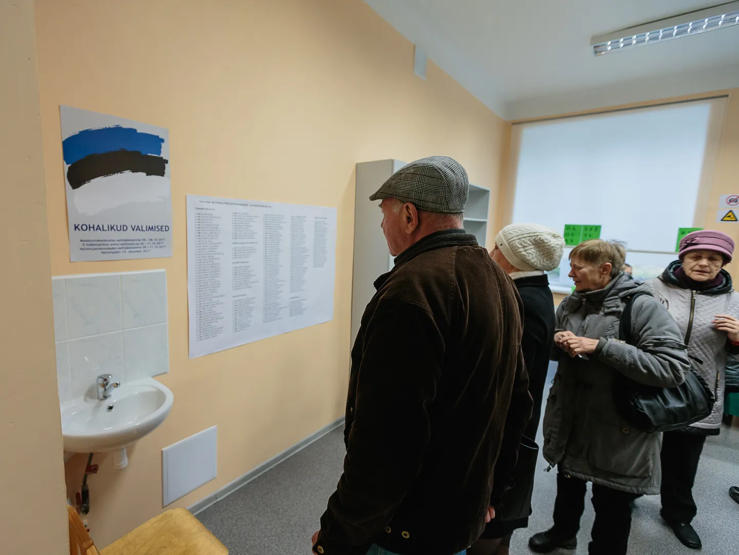 Valimisjaoskond 2017. aastal toimunud kohalikel valimistel Narva 6. koolis.