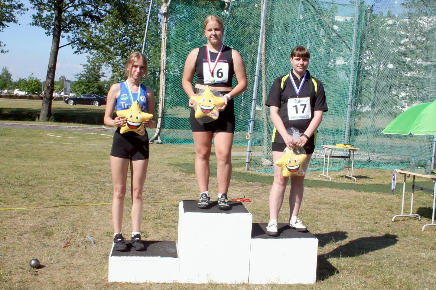U-16 vanuseklassi tüdrukute seas sai viljandlane Lisette Kask vasaraheites isikliku rekordiga 35.60 kolmanda koha. Esikoha saavutas Madleen Veberson Pärnu Niidupargi kergejõustikuklubist ja teiseks tuli Maris Vessin Valga spordiklubist Viraaž.
