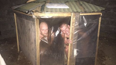 Fotod: Eesti sportlased ehitasid Keenias sauna