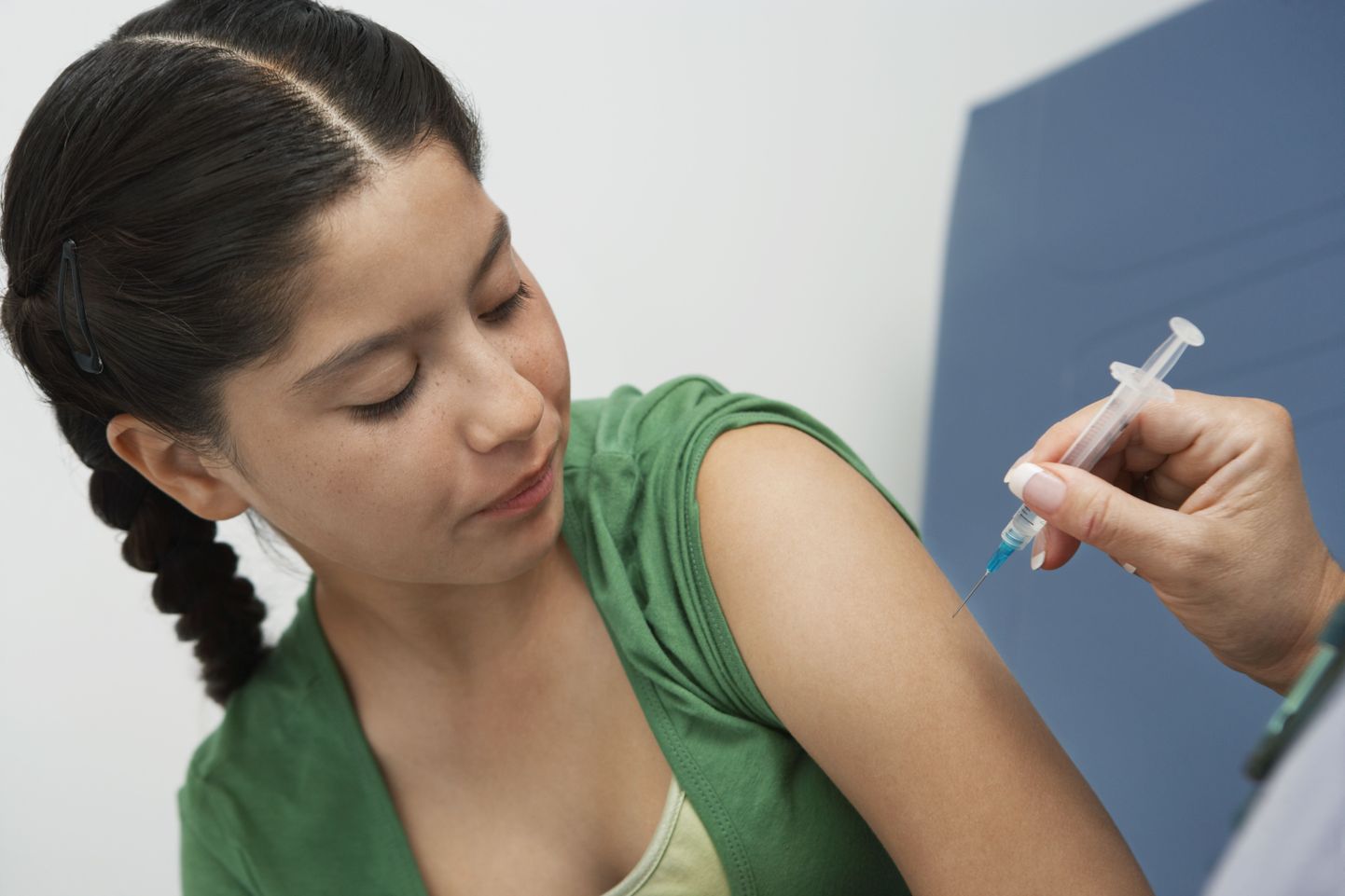 Семейные врачи убеждены в необходимости вакцинации и призывают родителей при появлении вопросов или сомнений советоваться с семейным врачом или семейной медсестрой.
