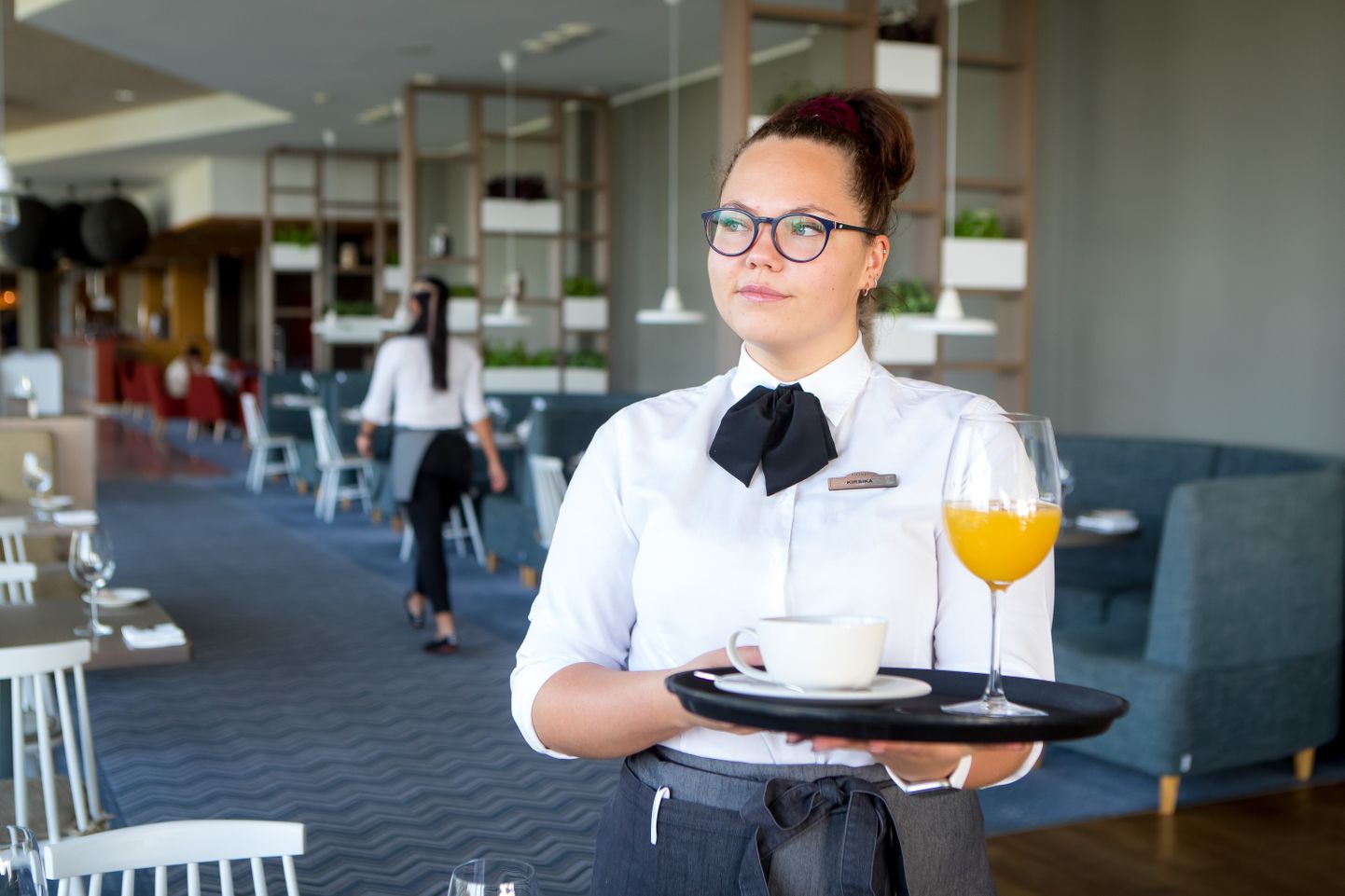 HEA PALK TOOB HEA TÖÖTAJA: Kirsika Rahu töötab GOSPA restoranis teenindajana.