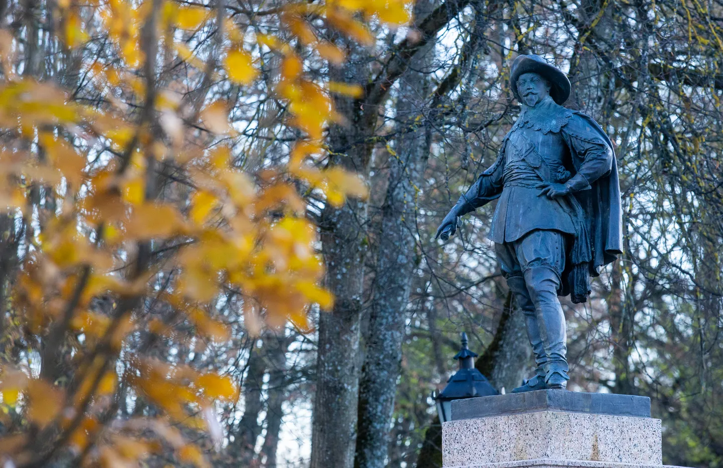 Tartu ülikool asutati 1632. aastal, mil Rootsi kuningas Gustav II Adolf allkirjastas Academia Gustaviana asutamise üriku.