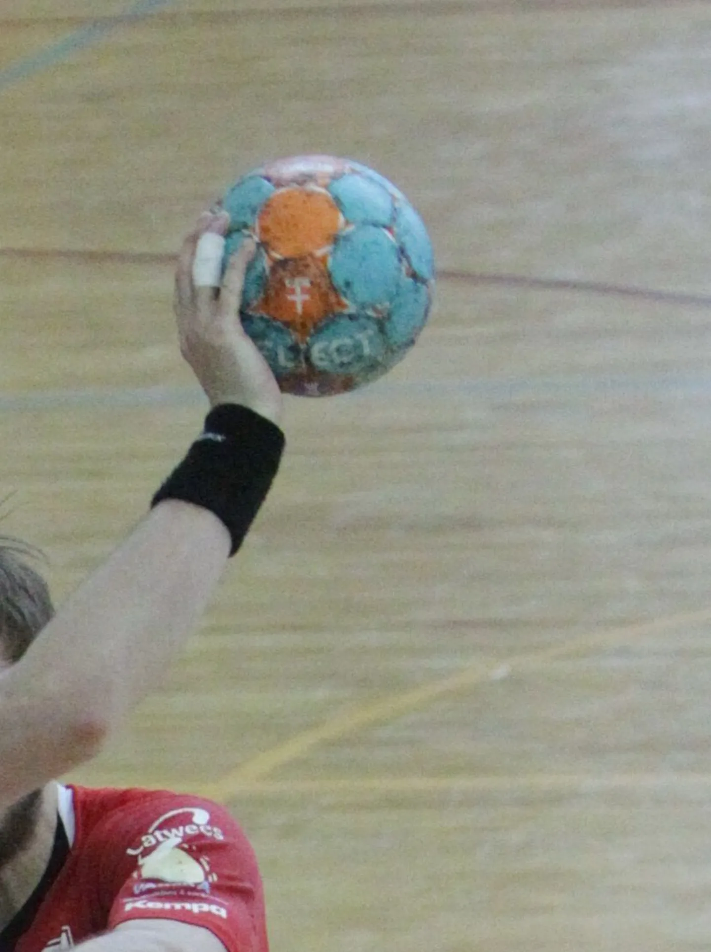 Käsipall.
