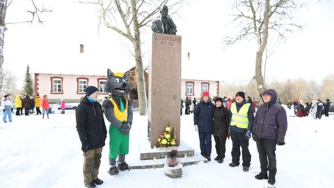 Ajalooline Tammsaare monument võib saada väärikama ümbruse