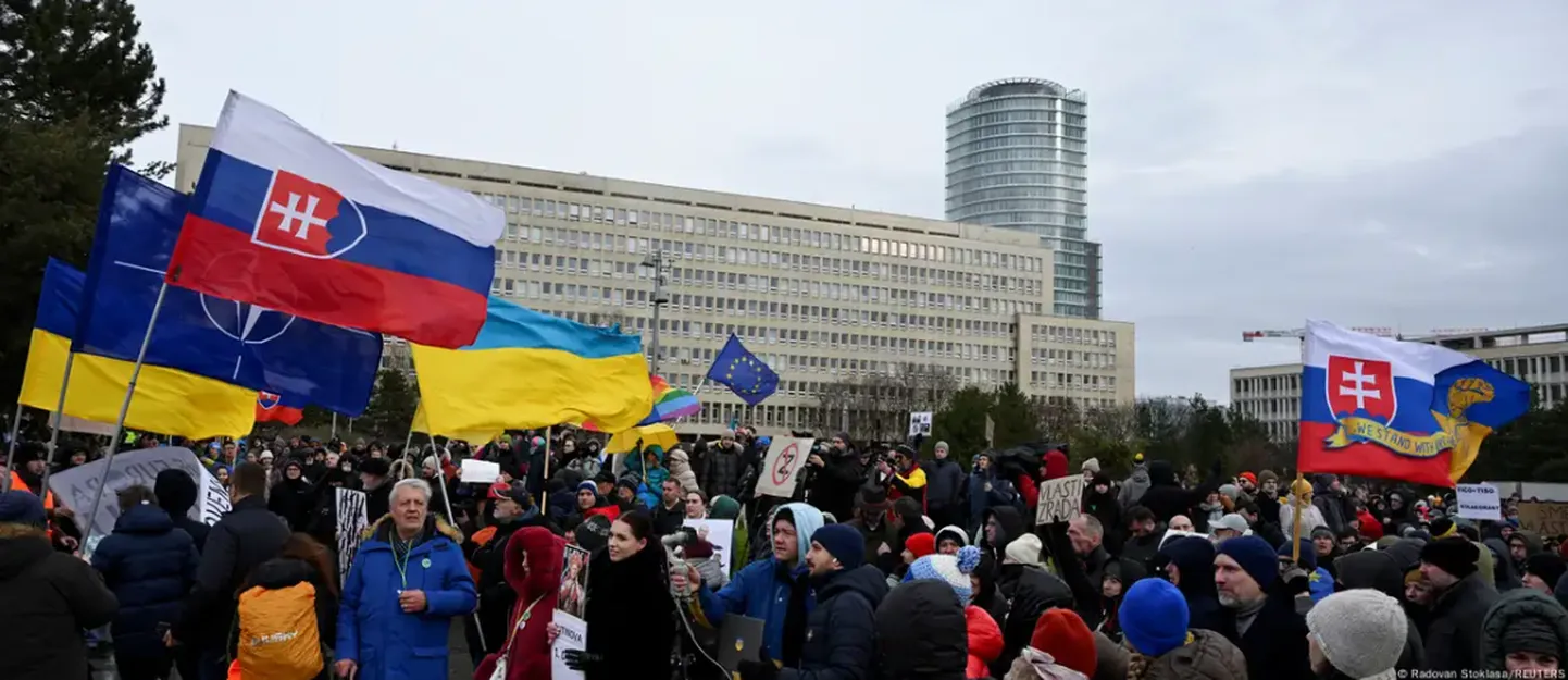 Протесты в Братиславе против визита Роберта Фицо в Москву, декабрь 2024 года