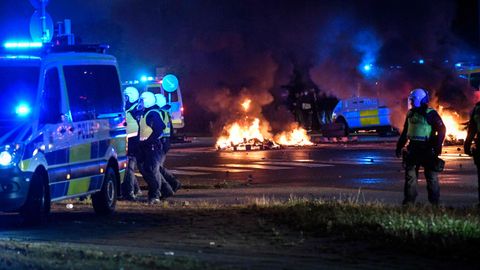 Rootsis puhkesid rahutused islamivastase Taani poliitiku keelamise üle