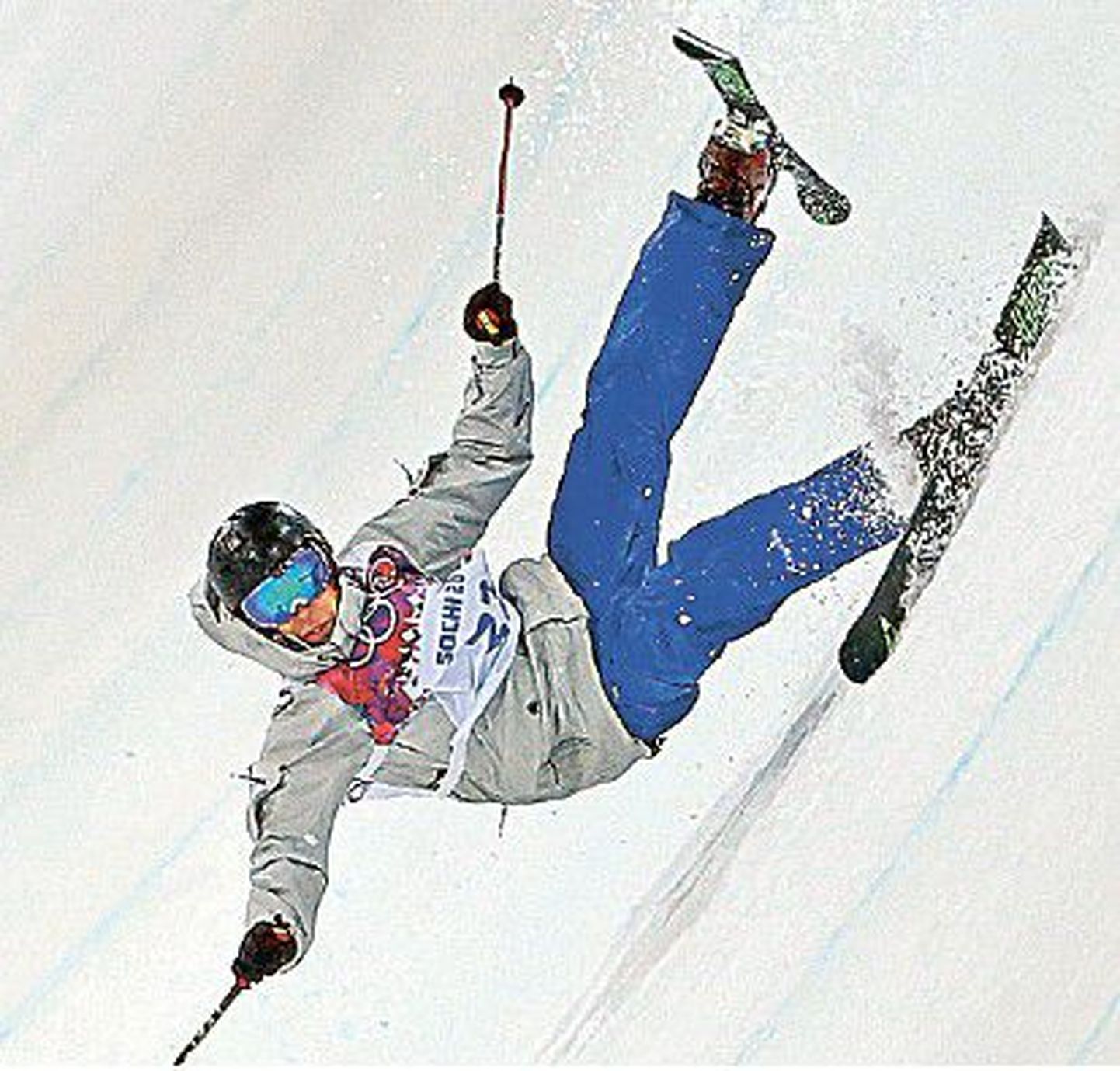 Из-за падения лидер сборной России по лыжному хафпайпу Павел Набоких не смог выйти в финал. На Олимпиаде в Сочи падения спорт­сменов являются привычной картиной.