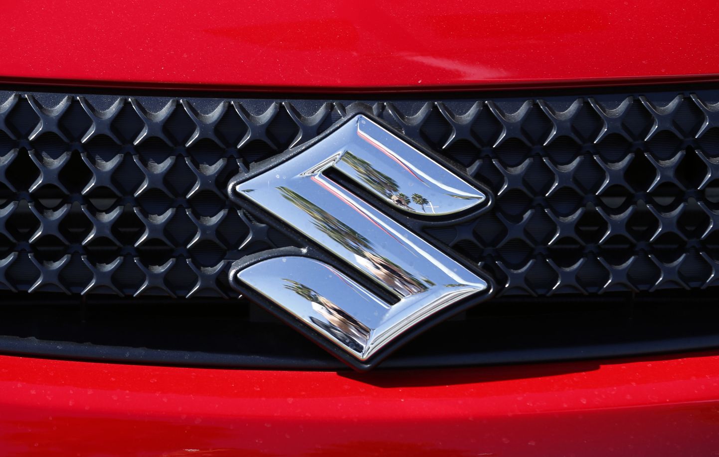 Suzuki emblēma