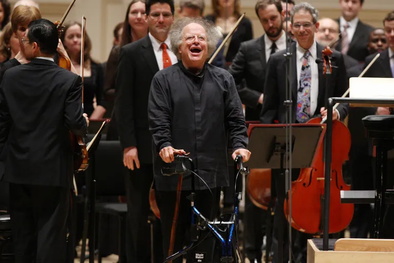 James Levine (keskel)