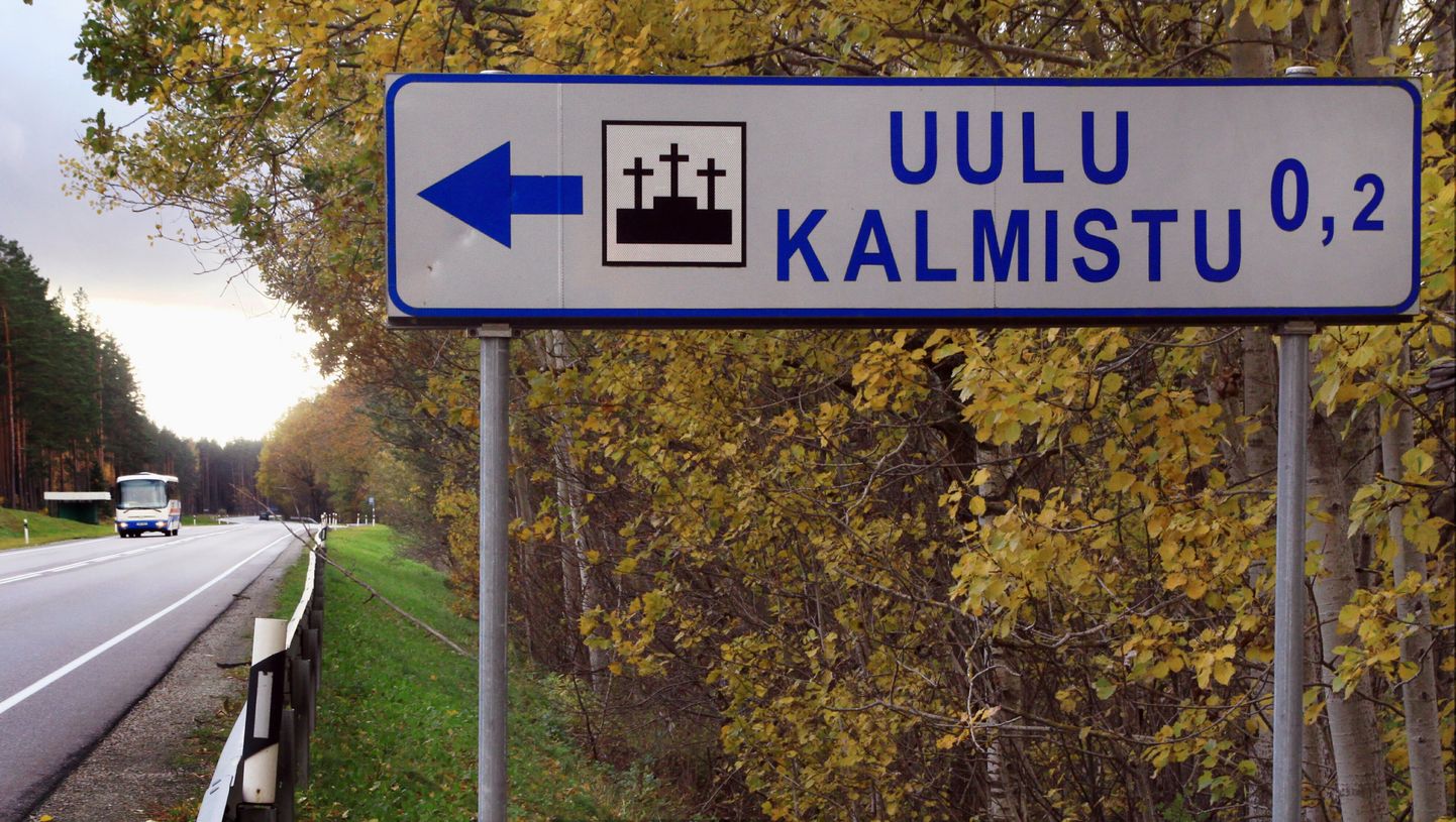 Pärnumaa ühistranspordikeskus paneb pühade ajal käiku eribussi liinil Pärnu bussijaam – Uulu kalmistu.