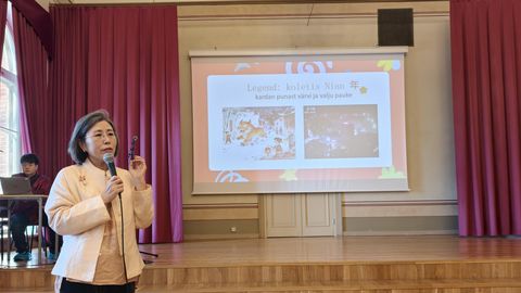 Hiina saatkond teeb aktiivselt Eesti koolides lastele «eakohast» ajupesu