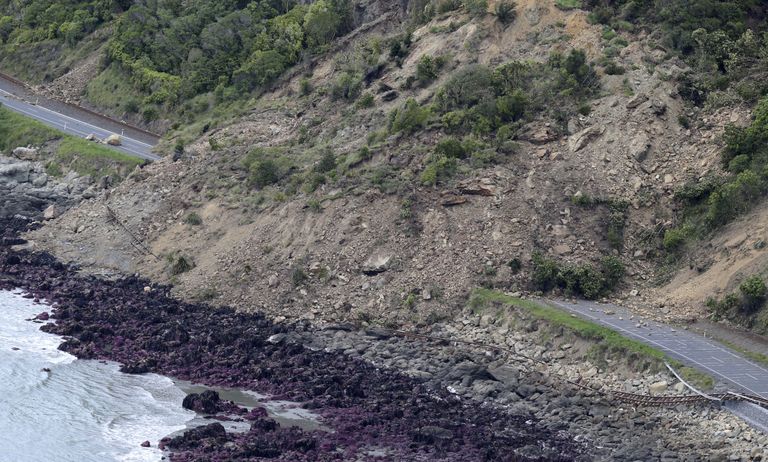 Uus-Meremaal tekkis maavärina tõttu maalihkeid / Scanpix