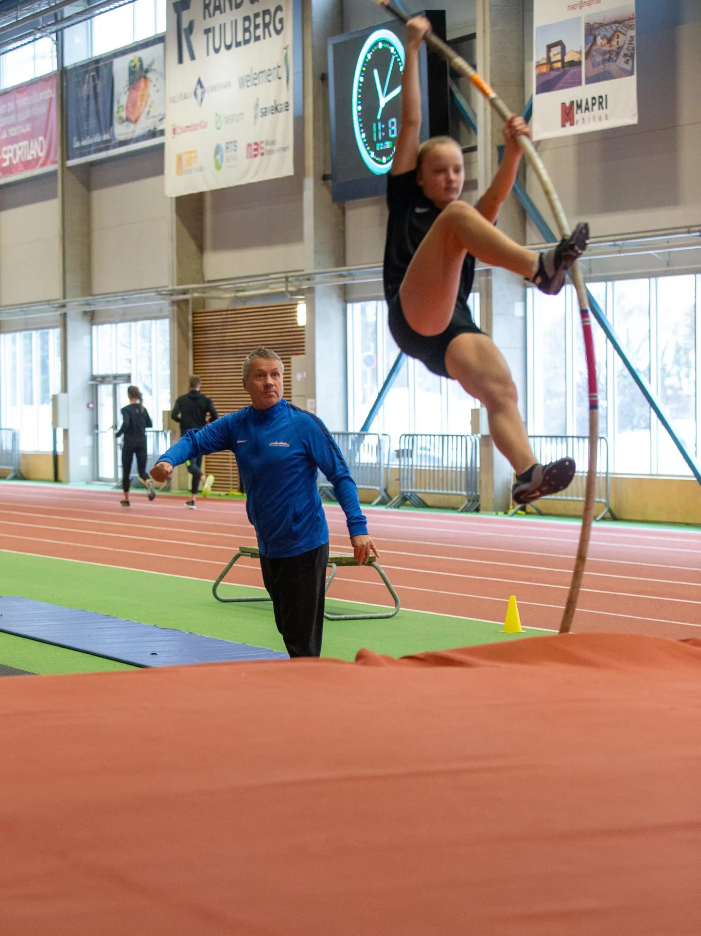 Harry Lembergi sõnul andis koroonapiirangute aeg võimaluse treenida noorsportlasi individuaalselt. Pildil treening koos Katarina Verstiga.