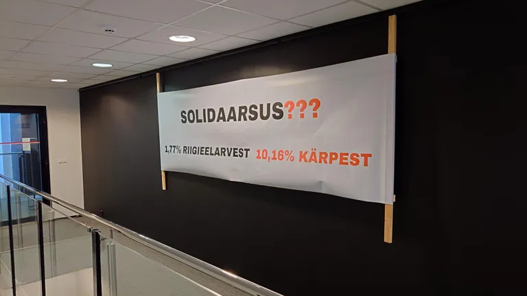 Pärast Ugala ja Rakvere teatrit jõudsid plakatid veebruari keskel Pärnu Endlasse.