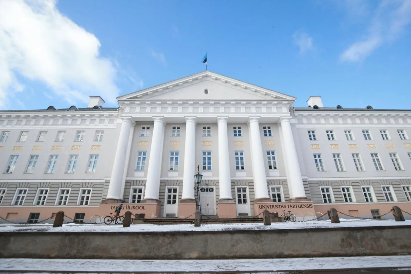 Tartu ülikooli peahoone.