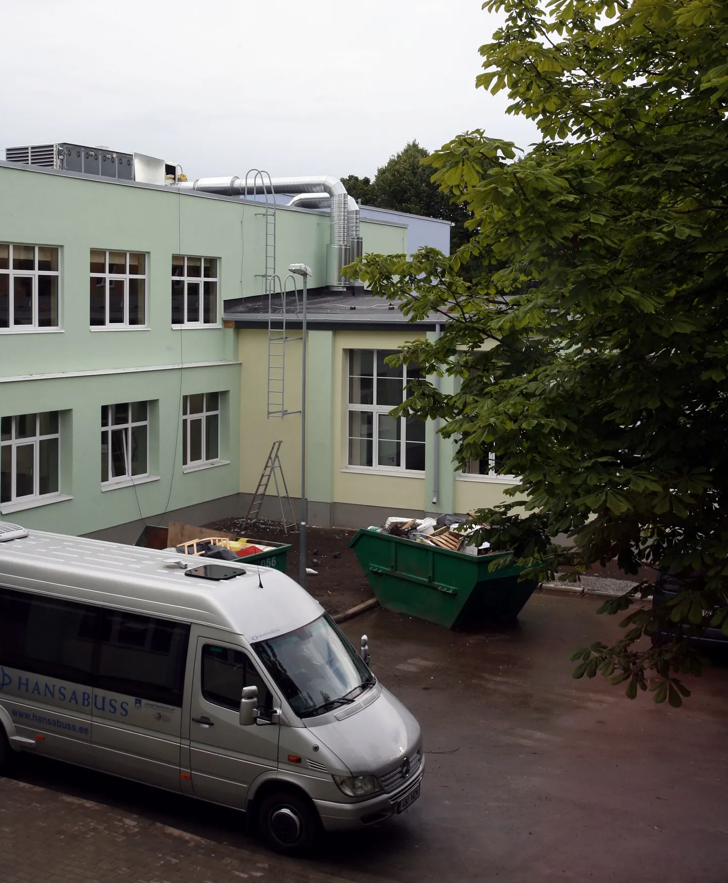 Liivalaia gümnaasiumi remonditud maja