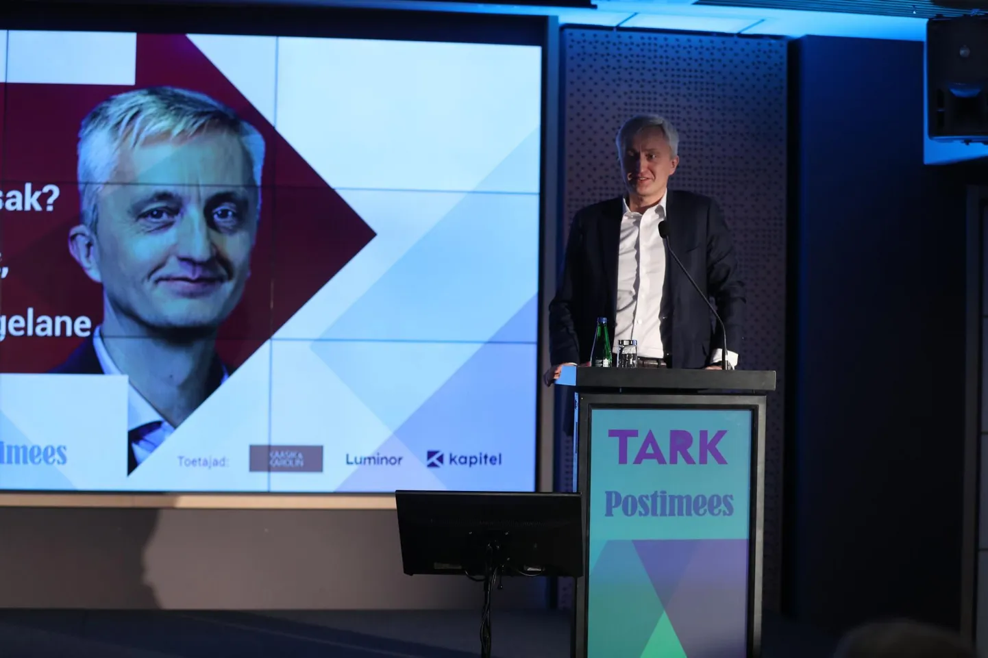 Indrek Neivelt Postimehe ja advokaadibüroo Tark majanduskonverentsil «Risttee» eile Tallinnas.