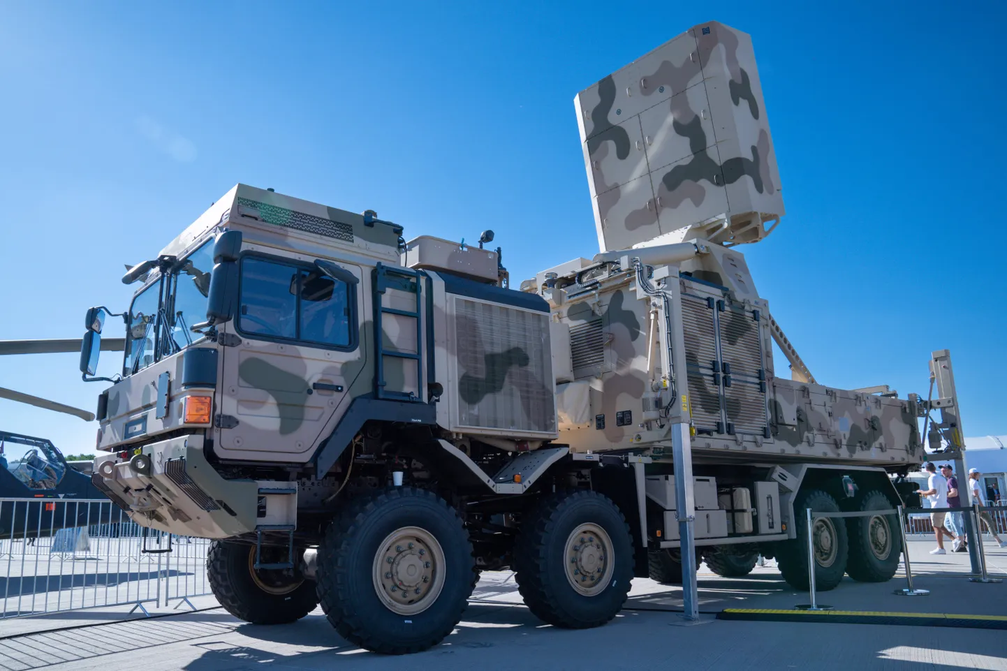 Система ПВО средней дальности Iris-T SLM. Эстония и Латвия начинают переговоры с немецкой компанией Diehl Defense о приобретении этой системы.