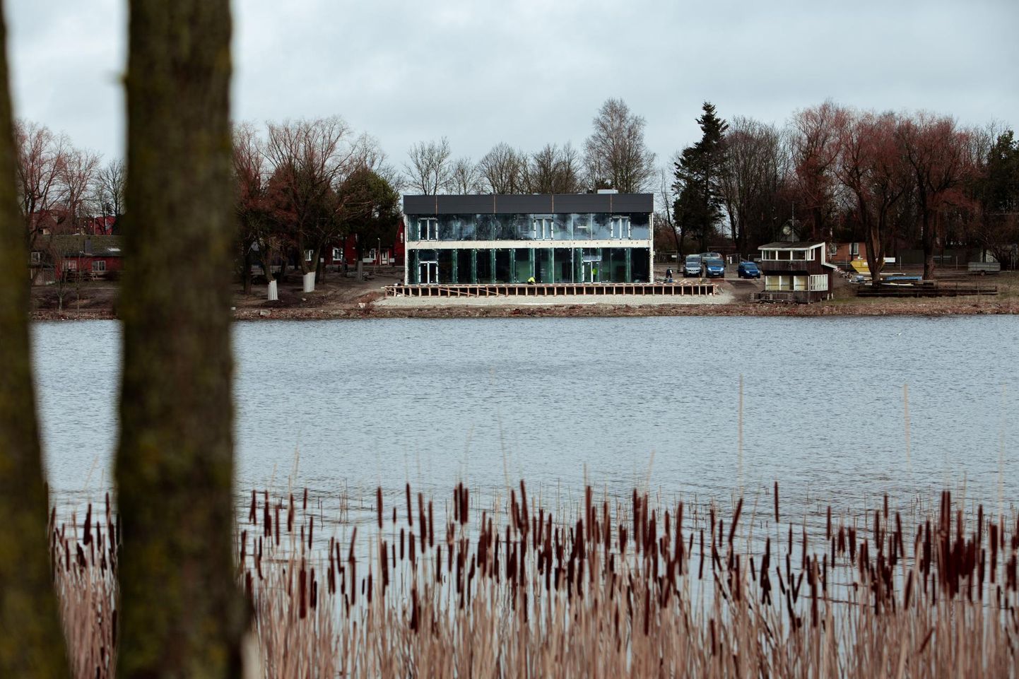 Pärnu sõudeklubi president Toomas Rapp pöördus juba muu hulgas linna ja kultuuriministeeriumi poole ettepanekuga kasutada ootamatut finantseerimisvõimalust Pärnu sõudekeskuse edasiehitamiseks.