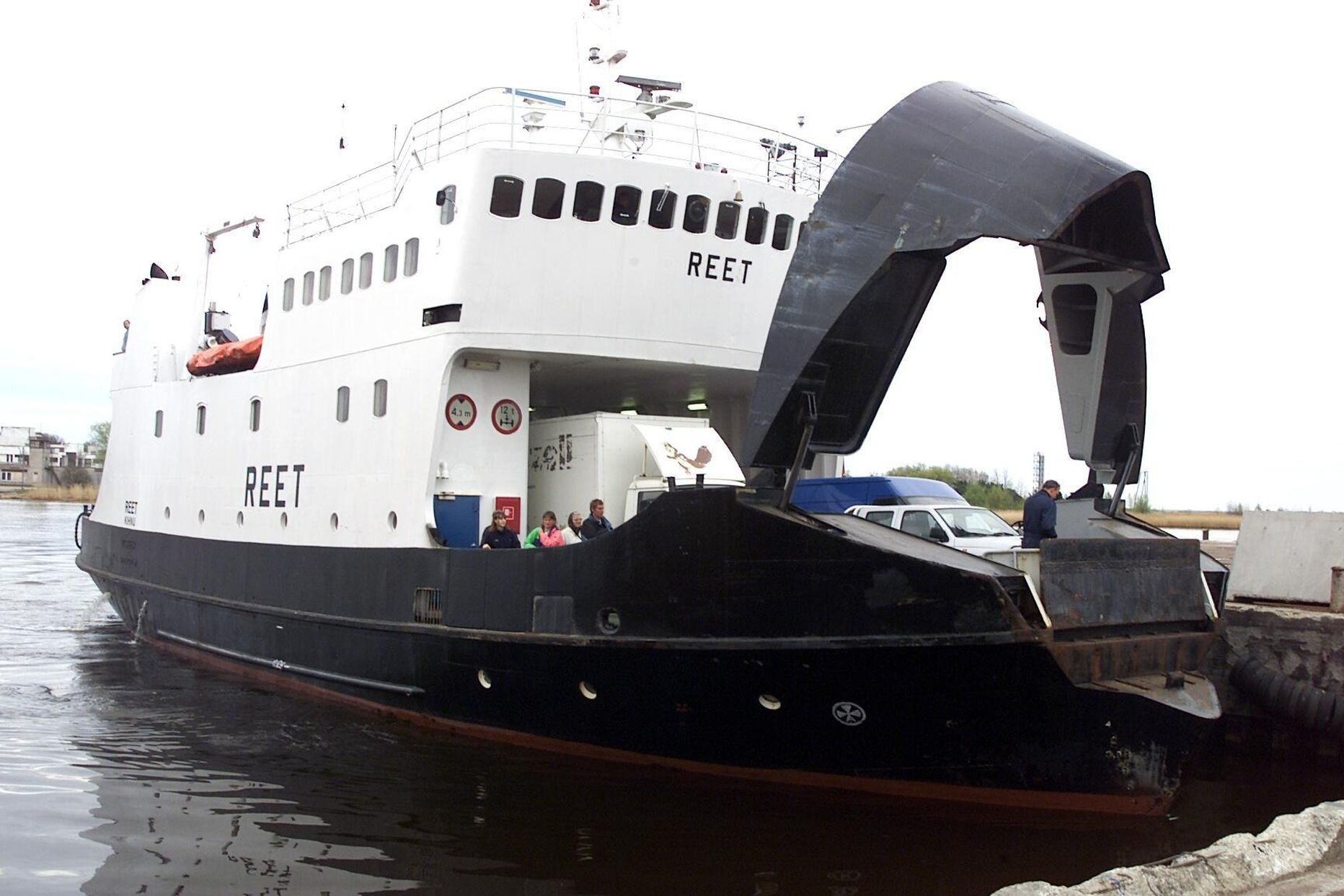 Reisiparvlaev Reet sõidab ajutiselt Kihnu ja Munalaiu vahet.