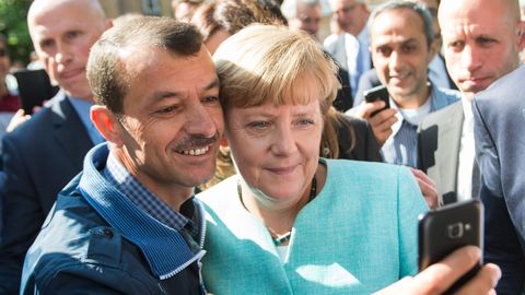 Merkel seisab viis aastat pärast rändekriisi kindlalt toonaste otsuste taga