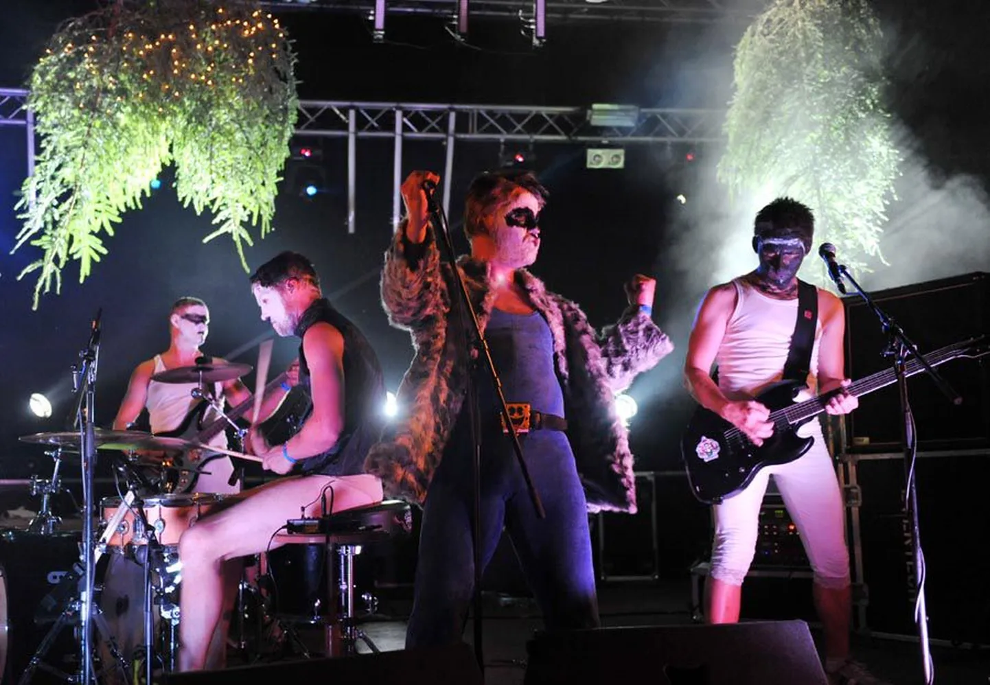 Üks «Rock Rambi» peaesinejaid Winny Puhh on suvel väga nõutud esineja paljudel lavadel.