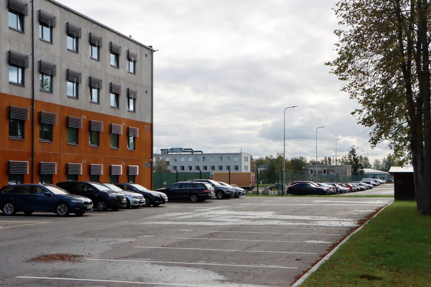 Eelmisel aastal ehitas riik Jõhvi Pargi tänavale kaitseväelastele uue korterelamu.