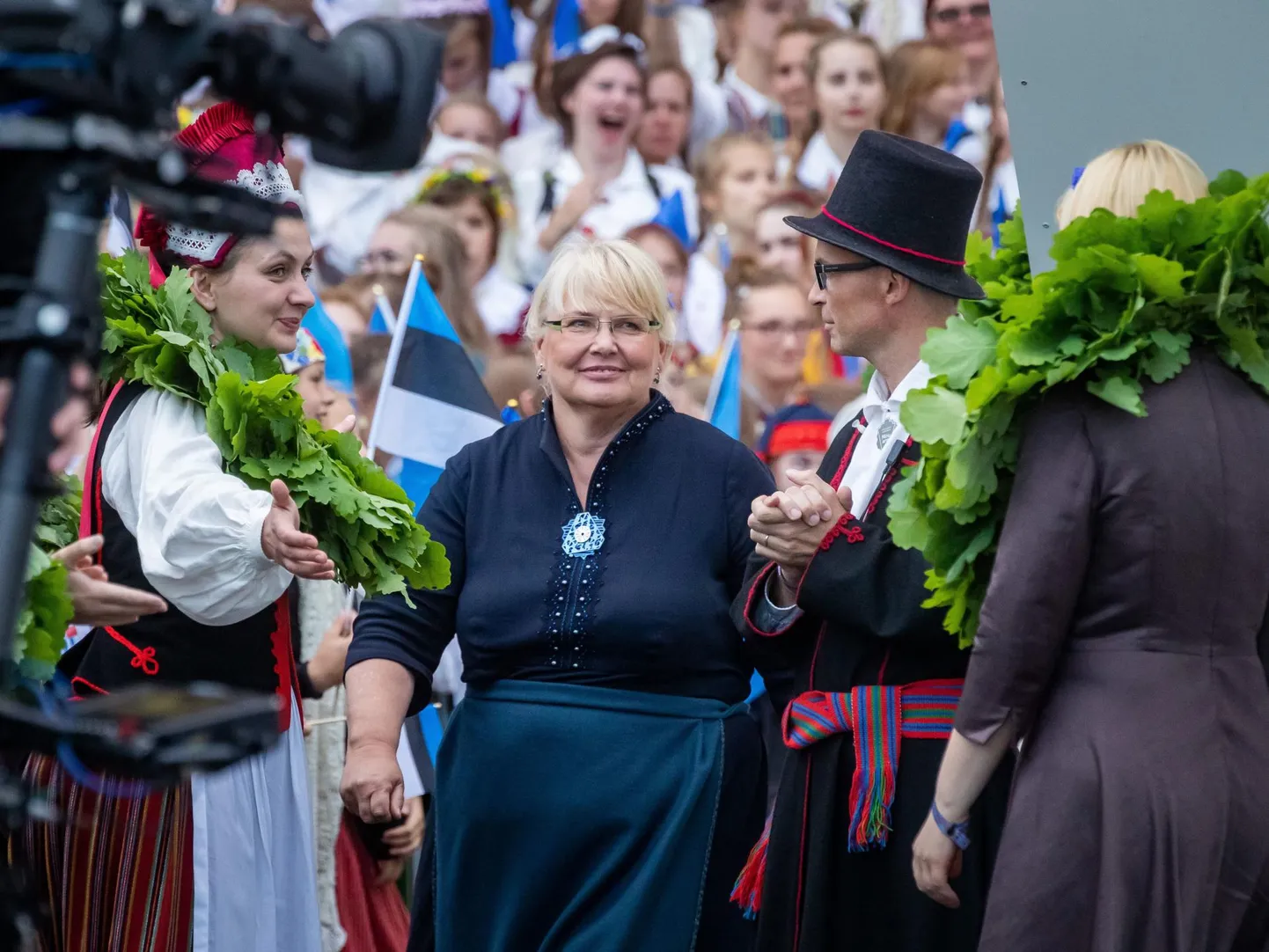 Aet Maatee eestvedamisel korraldatakse laulu- ja tantsupidu.