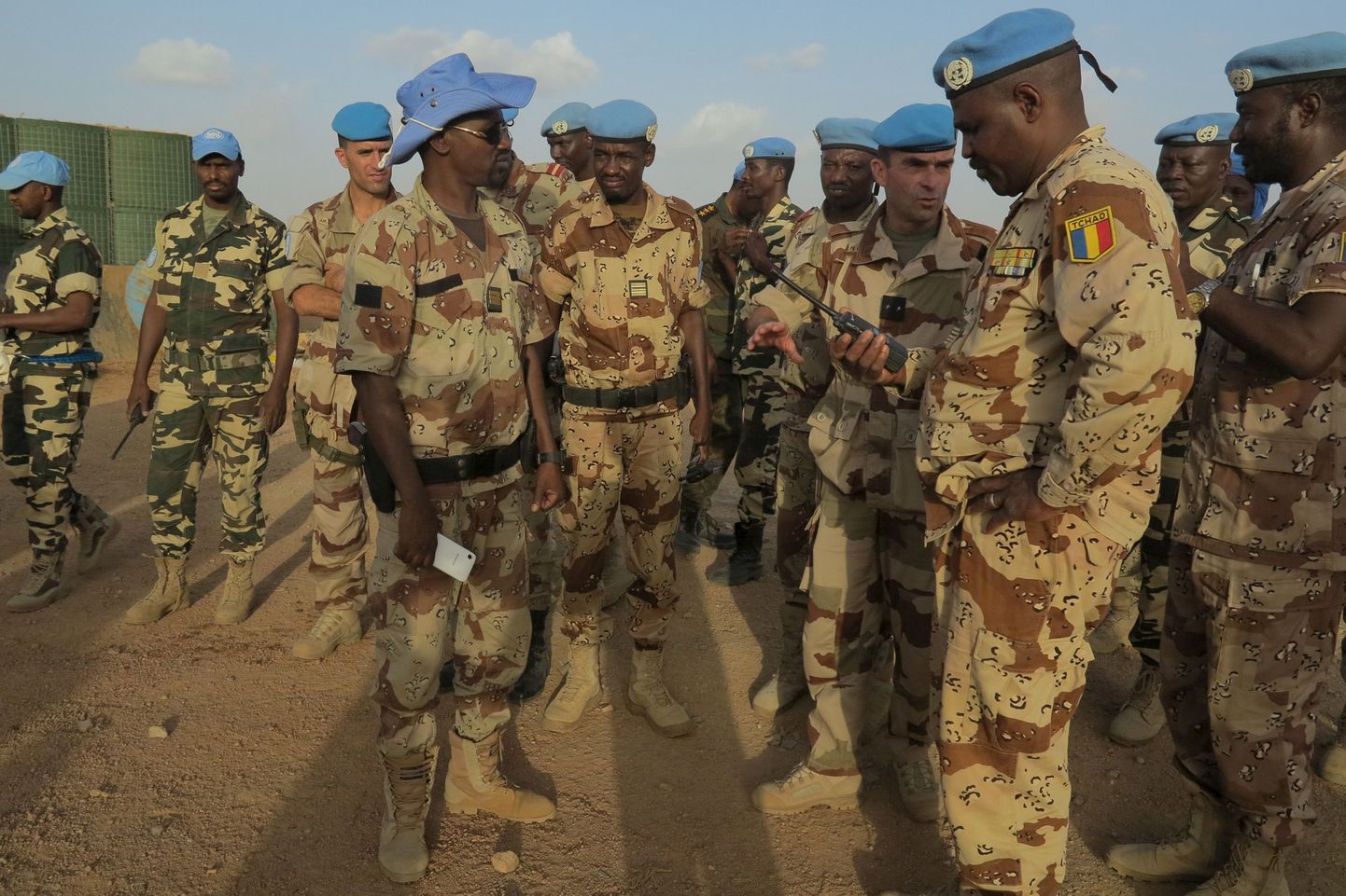 MINUSMAs teenivad Tšaadi rahuvalvajad Kidalis.