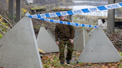 VIDEO ⟩ Ida-Virumaal rajatakse piiri äärde 150 kaitsepunkrit