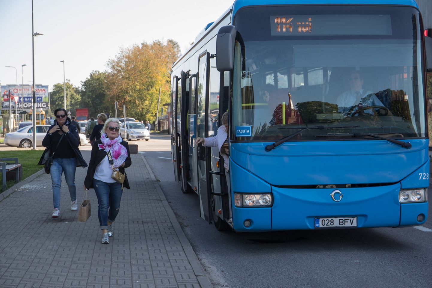 Maanteeamet avastas, et juba pikemat aega on Ida-Virumaa bussifirmad skeemitanud, et riigilt rohkem toetust saada. Pildil on Jõhvi bussijaam.