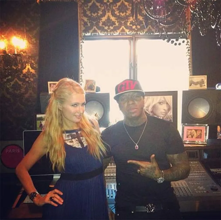 Пэрис Хилтон: "Дома в студии с Birdman5star"