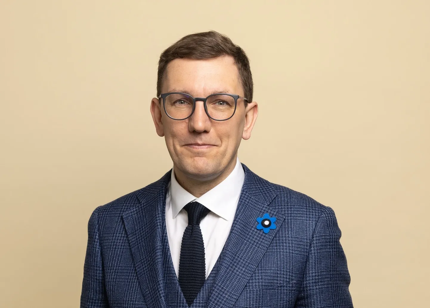 Кристен Михал.