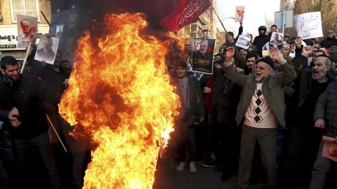 Антиправительственные протесты в Иране возобновились на второй день после признания об украинском 