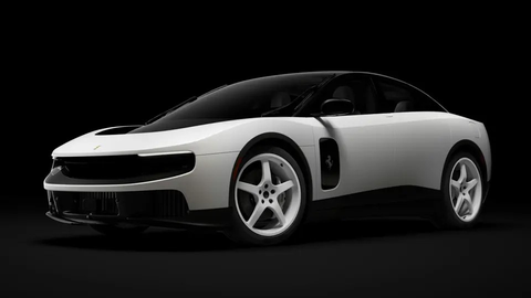 Ferrari esimene kriitikalaviini alla sattunud elektriauto müüdi kümnete miljonite eest