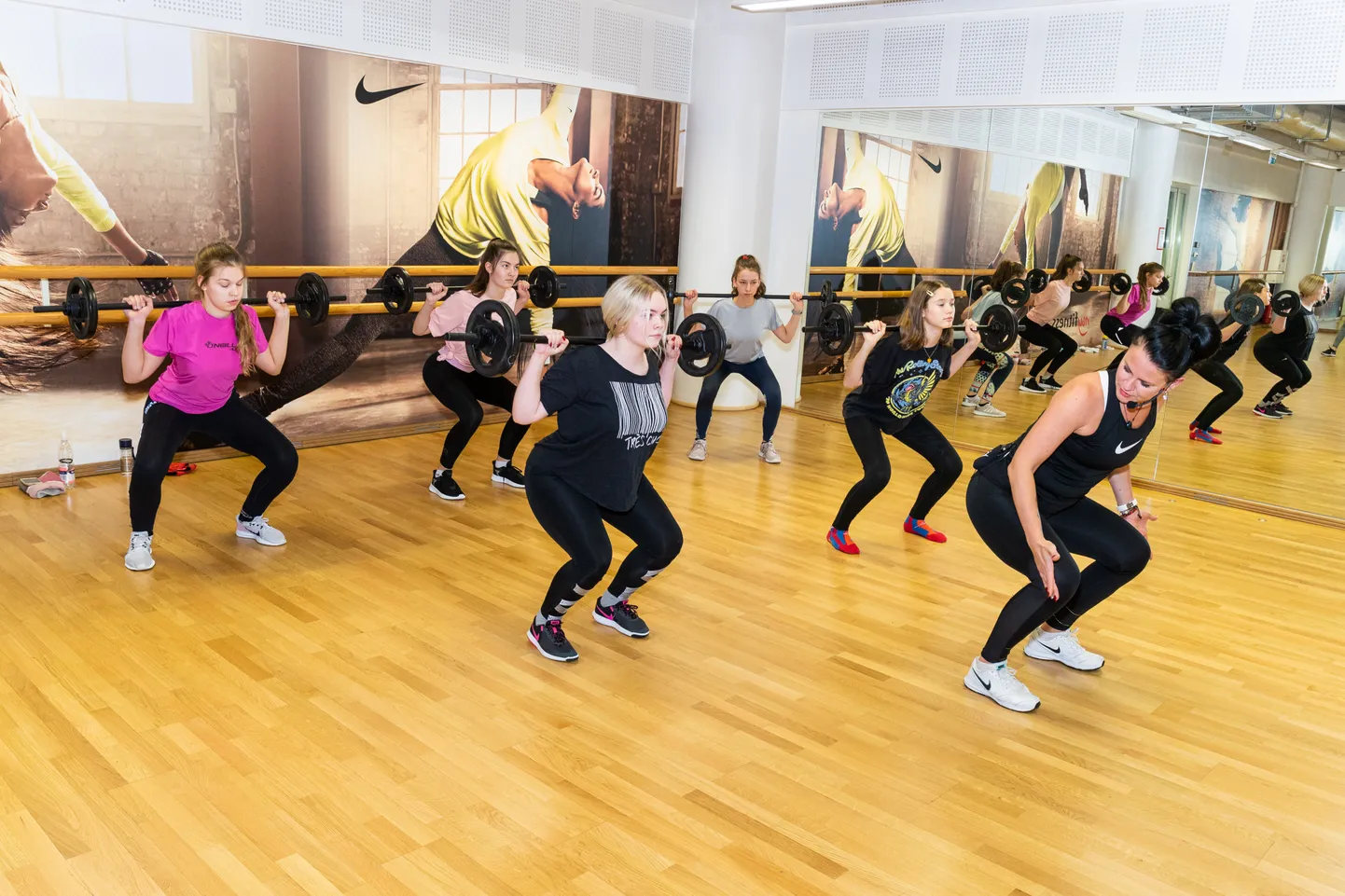 Myfitnessi klubi noortetrennid jäetakse homsest kõikjal Eesti ära. Pildil Solarise Myfitnessi noortetreening 2019. aasta detsembris.