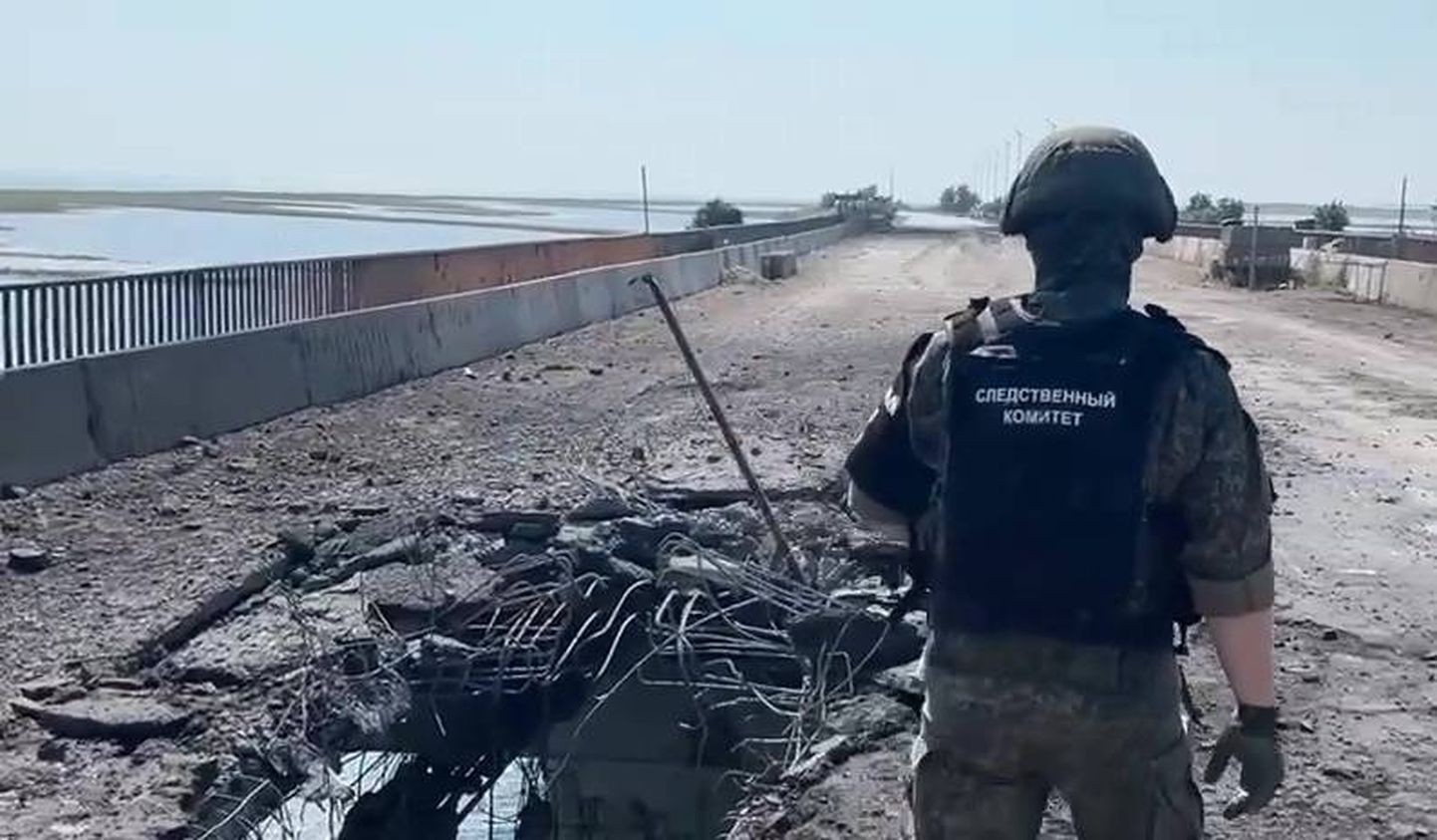 Purustused Krimmi Hersoni oblastiga ühendaval Tšonhari sillal pärast Ukraina esimest rünnakut 22. juulil