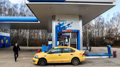 KÜTUSEKRIIS ⟩ Venemaal saab bensiini ja diislit vähem kui kolmandikust tanklatest