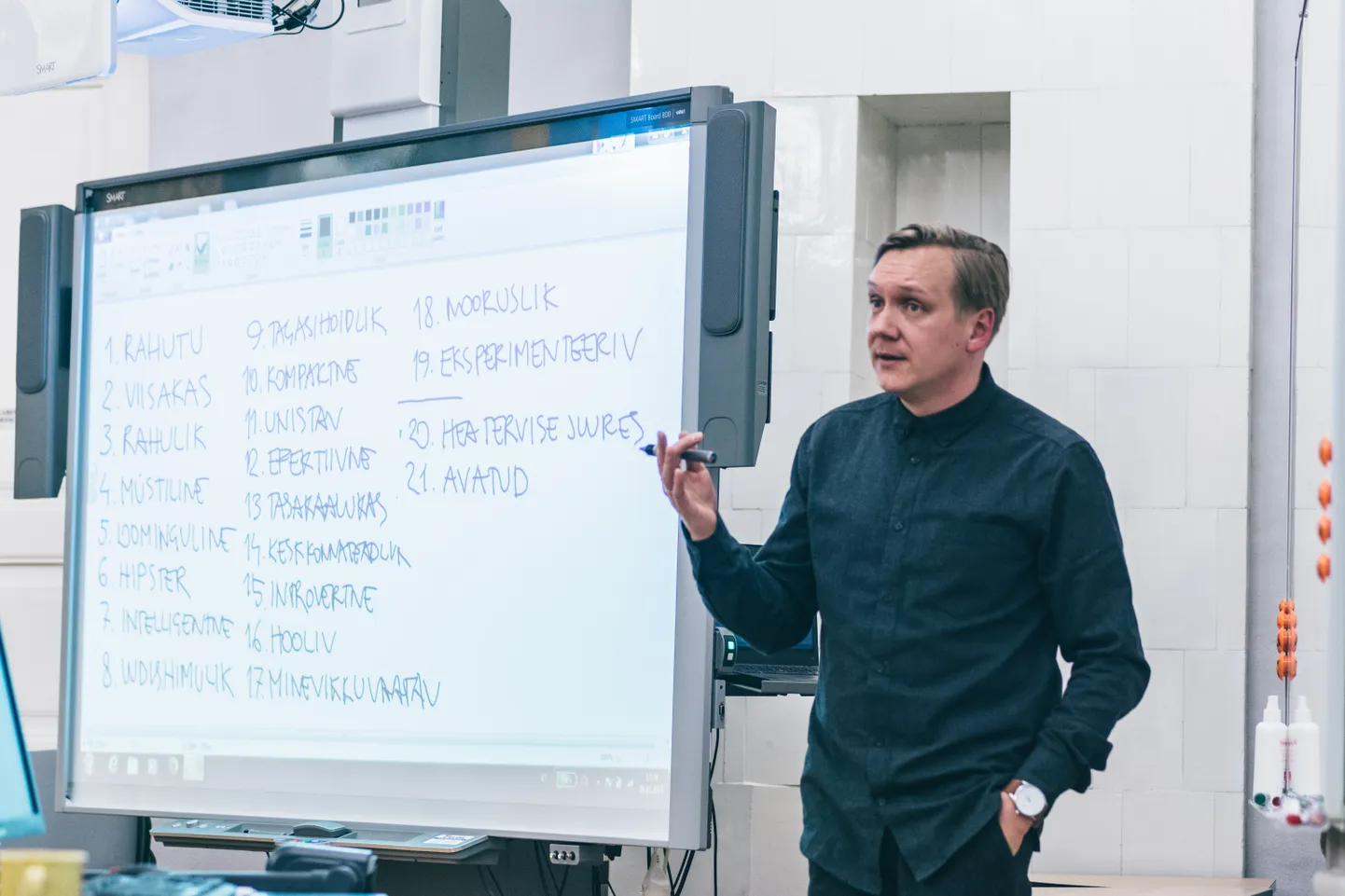 Tartu 2024 projektijuht Erni Kask vestlusringi vedamas.