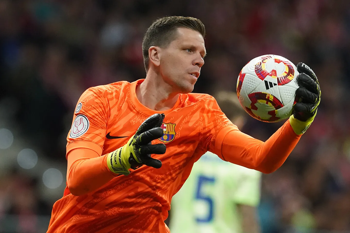 Spānijas futbola kluba "Barcelona" vārtsargs Vojcehs Ščensnijs