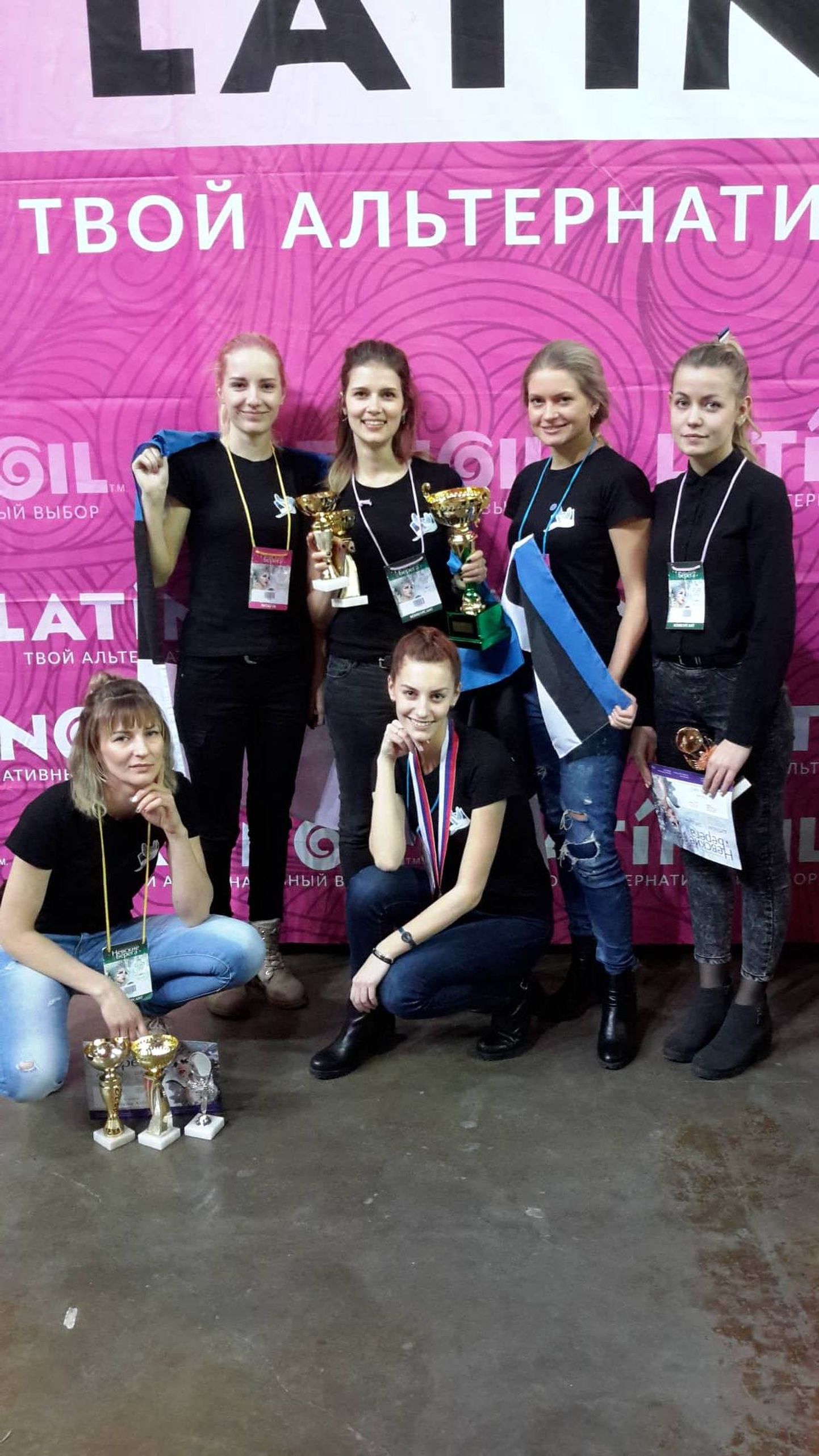 Tartu kutsehariduskeskuse juuksurid tõid võistlustelt medaleid.
