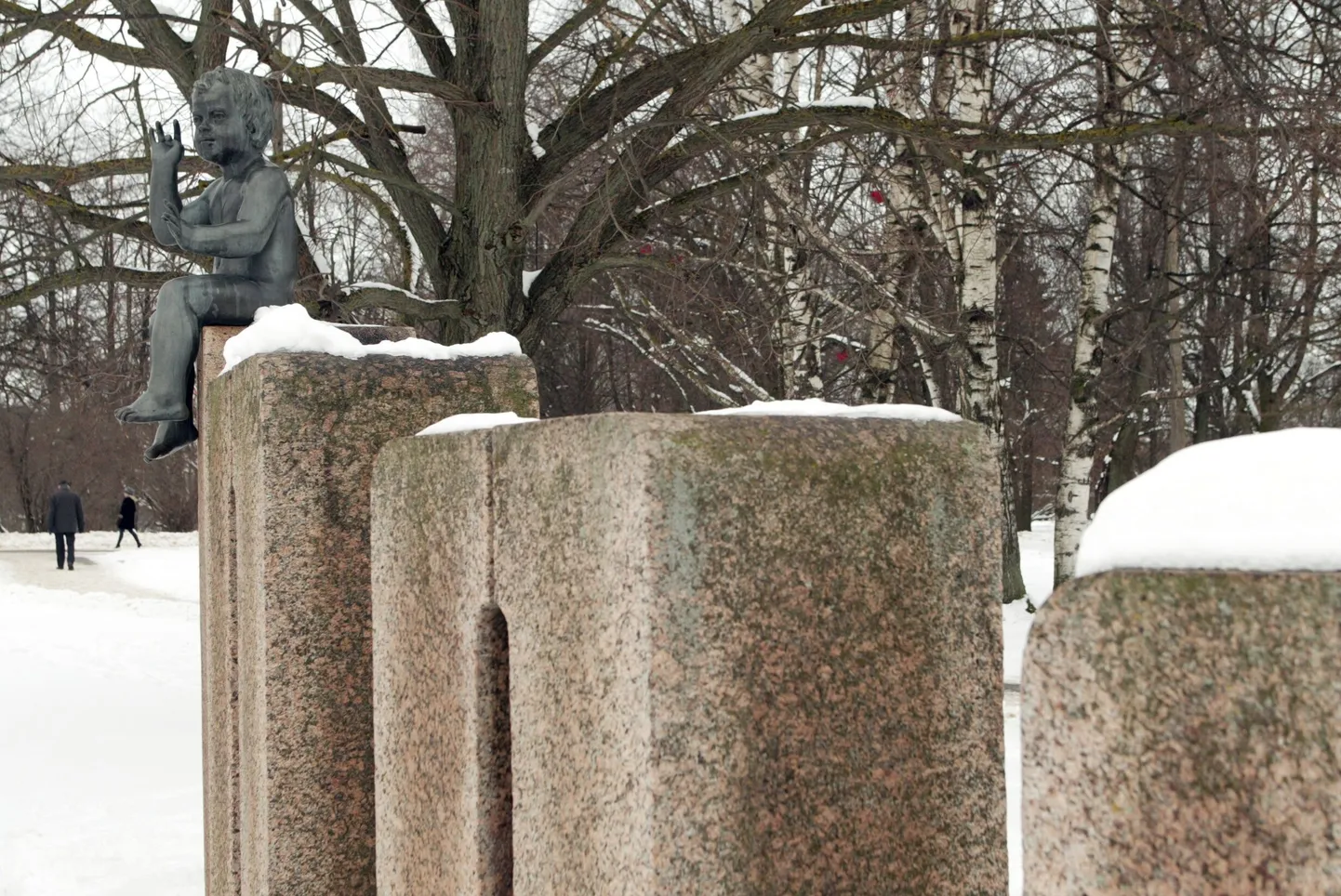 100 000. tartlase monument, autor Mare Mikoff