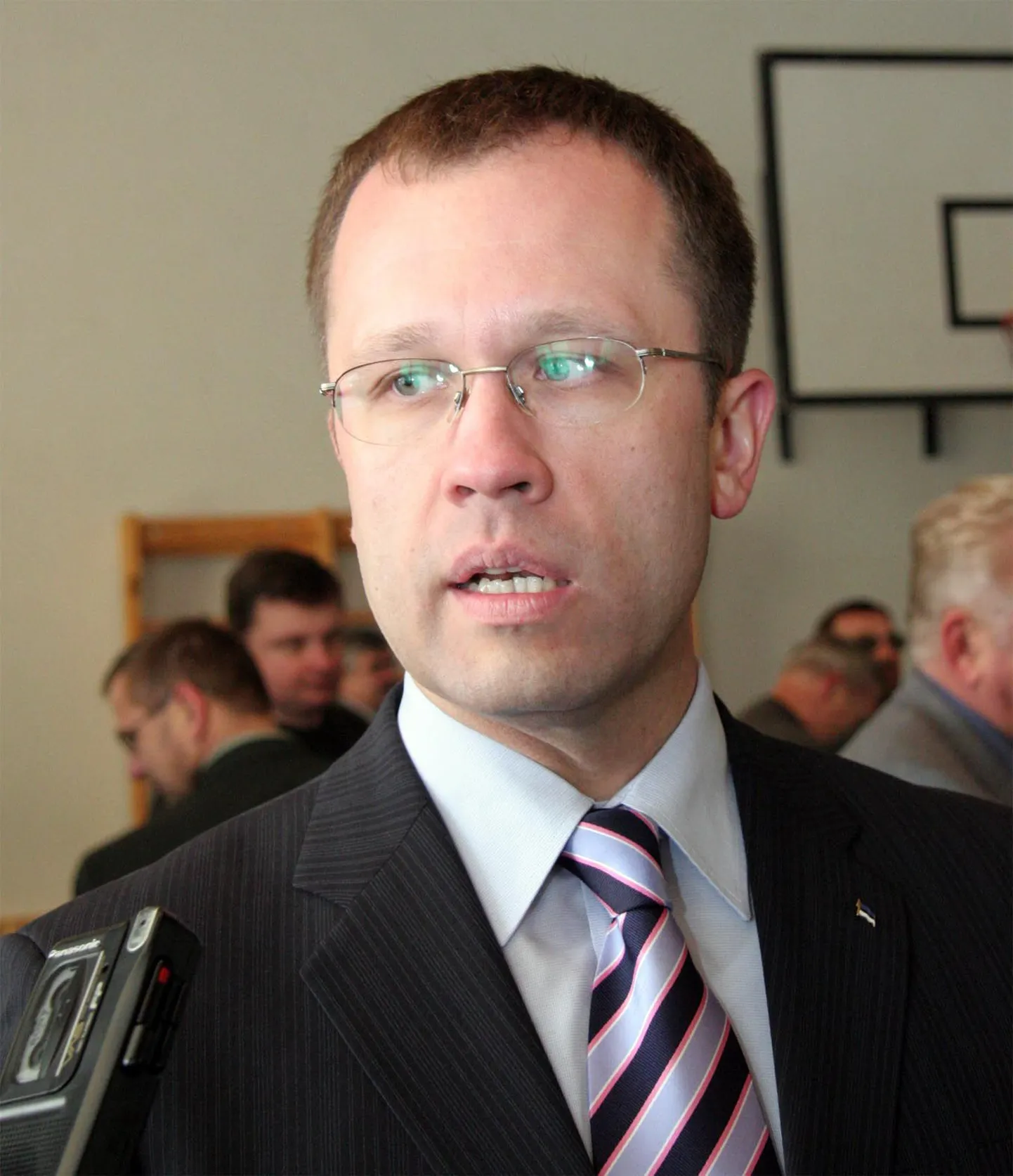 Urmas Klaas, Riigikogu liige (Kagu-Eesti 
valimis­ringkond).