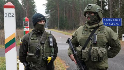 «Увижу - сообщу в полицию». Как Литва готовится к штурму мигрантов с территории Беларуси