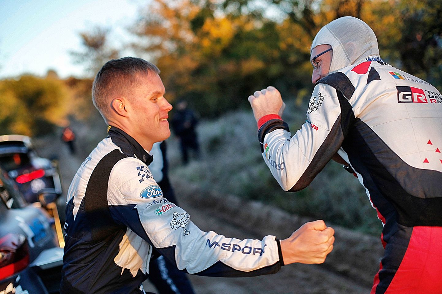 Ott Tänak ja Jari-Matti Latvala Argentina rallil "sooja" tegemas.