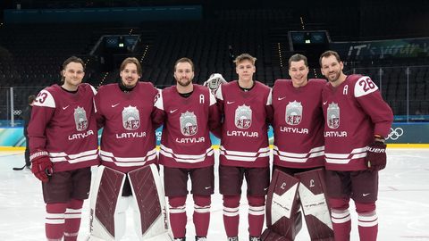 SEKO LĪDZI ⟩ Olimpisko spēļu diena: latviešiem starti skeletonā, distanču slēpošanā, kamaniņās, šorttrekā un sāk arī hokejisti