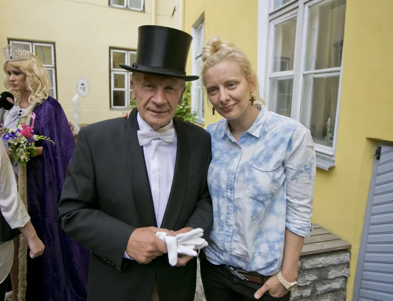 Eesti Miss Estonia & Miss Tallinn 2013 valimised Tallinna vanalinnas.Missi-issi Valeri Kirss koos tütar Liilit Kirsiga