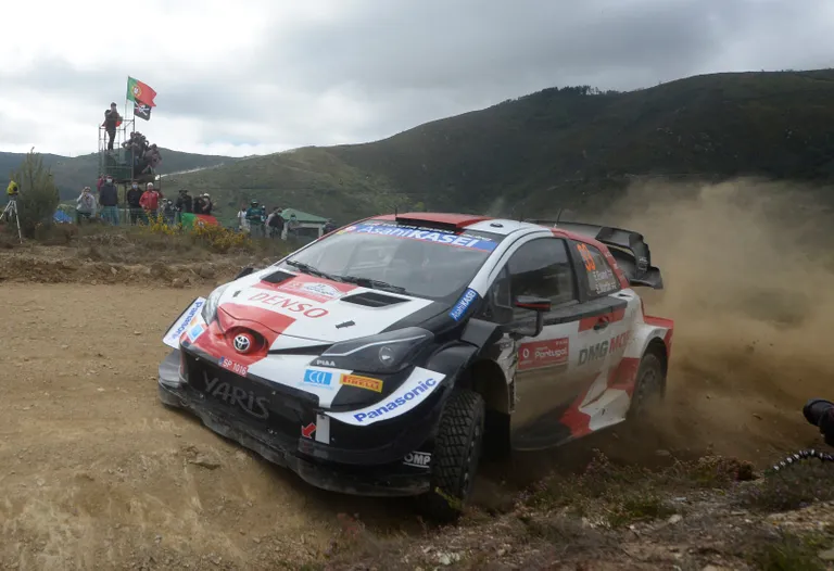 Britu rallija braucējs Elfins Evanss Portugāles rallijā